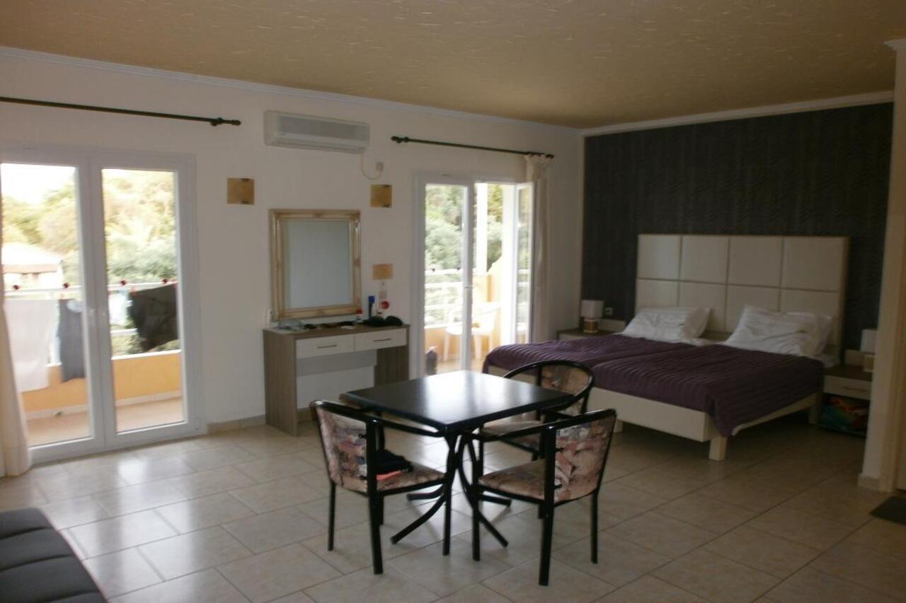 Kerkyra Beach Hotel & Apartments Benitses  Exterior photo