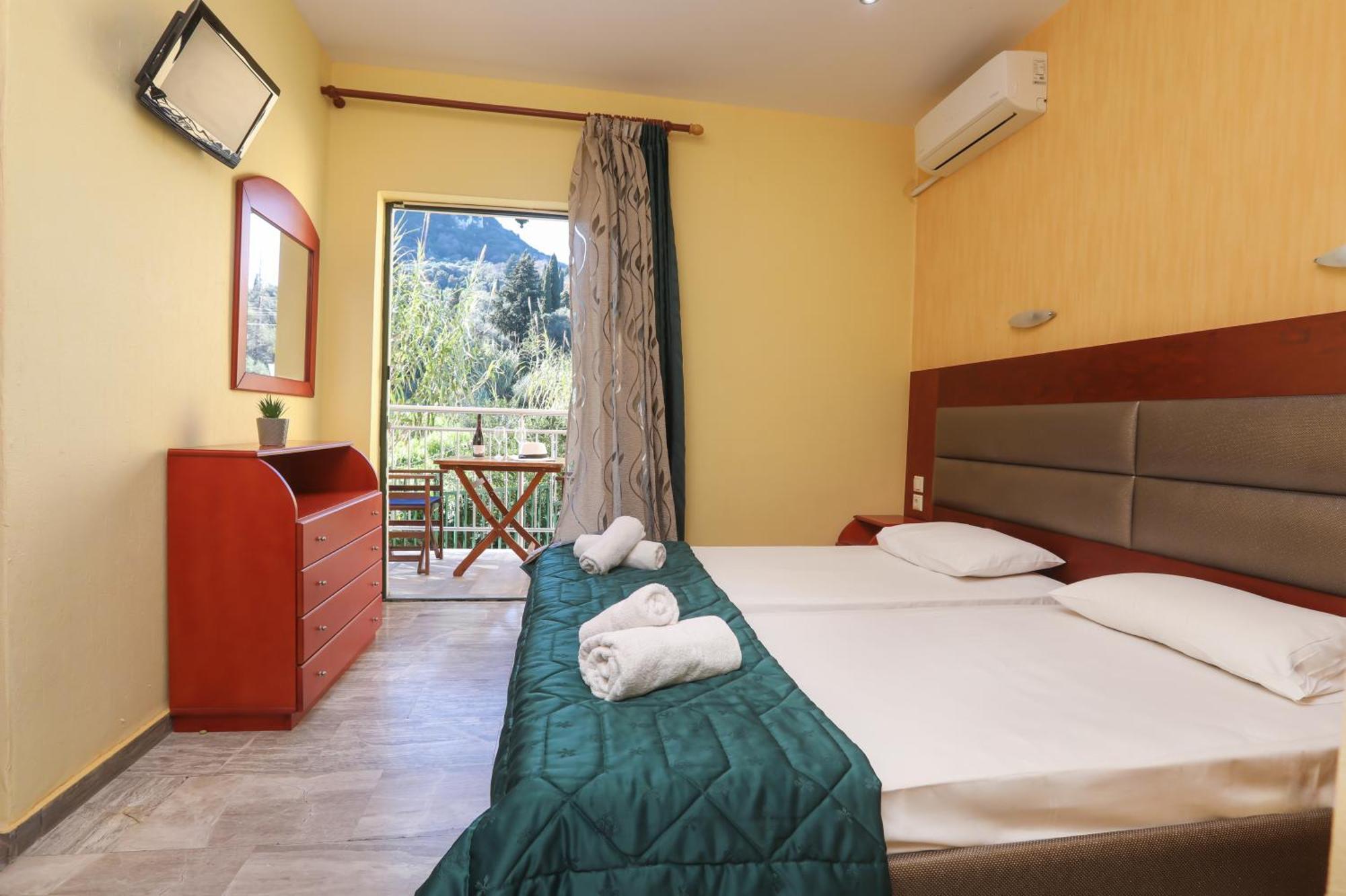 Kerkyra Beach Hotel & Apartments Benitses  Exterior photo